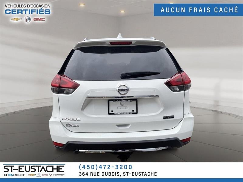 2020
Nissan
Rogue